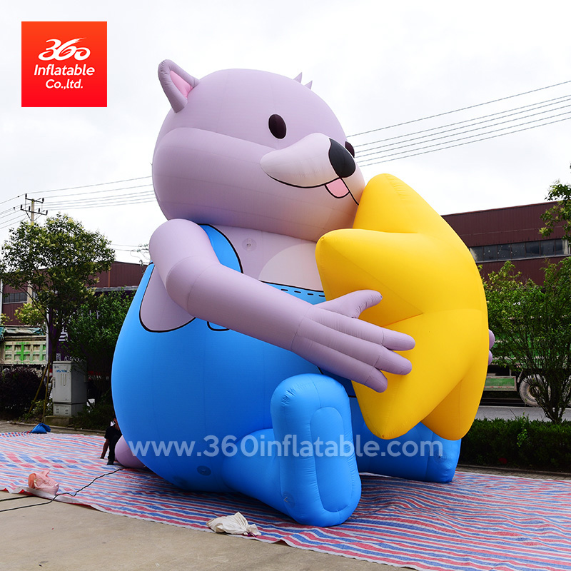 巨大的巨型充气吉祥物熊卡通